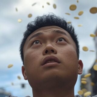 Eine Illustration, die Dodgecoins zeigt, die wie Regen vom Himmel fallen.