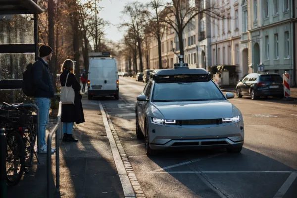 Autonomes Fahren ist zurück: Warum der Alltag der härteste Test wird