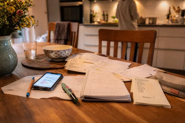 Familienkalender-Apps im Alltag: Entlastung oder neuer Mental Load?