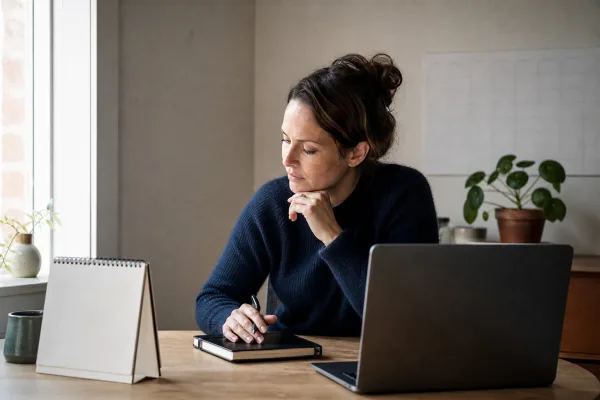 Meta AI soll den Arbeitstag sortieren – was der neue Assistent tatsächlich kann
