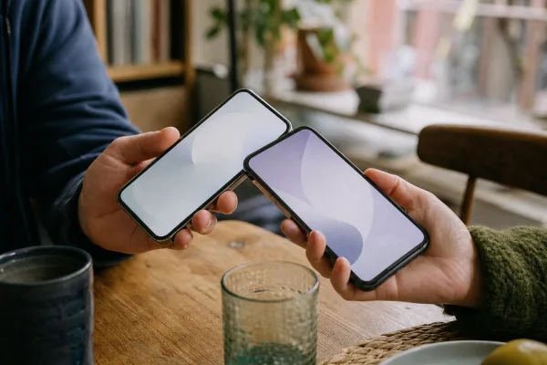 Fotos und Kontakte per Handy-Berührung teilen: So funktioniert Googles Tap to Share