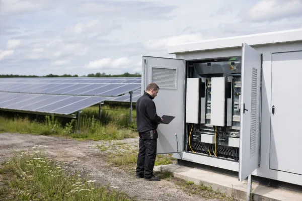 Solar-Sicherheit wird zur Förderfrage: Was Europas Projekte jetzt prüfen müssen