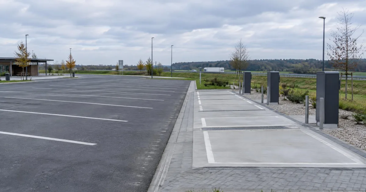 E-Lkw: Autobahn-Laden geht in die Umsetzung